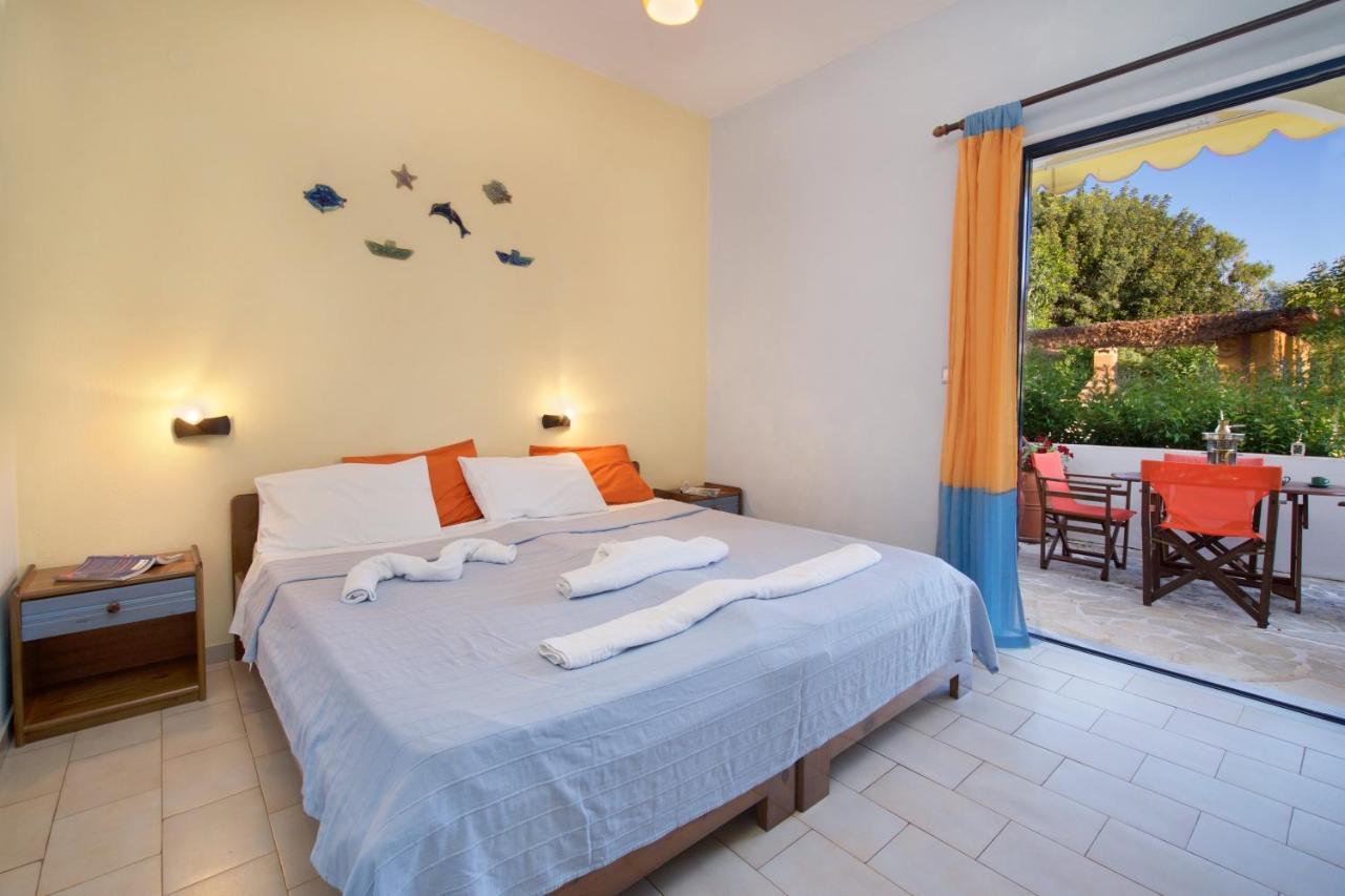 Kalypso Studios & Apartments Karavomylos Exteriér fotografie