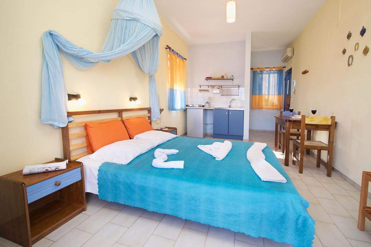 Kalypso Studios & Apartments Karavomylos Exteriér fotografie