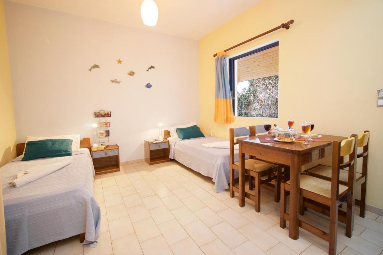 Kalypso Studios & Apartments Karavomylos Exteriér fotografie