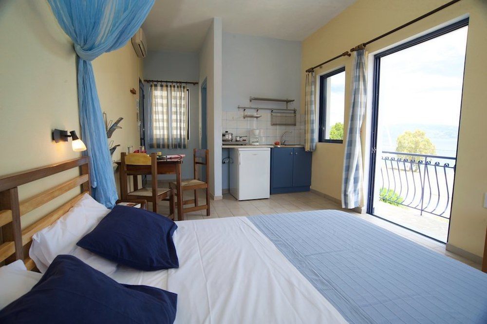 Kalypso Studios & Apartments Karavomylos Exteriér fotografie